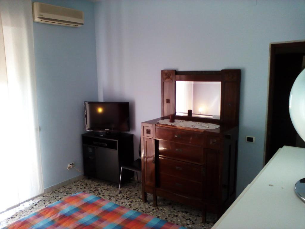 Mary'S Room Бари Екстериор снимка